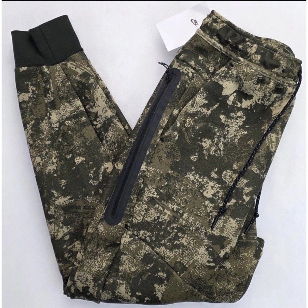 Nike Sportswear Tech Fleece Track Pants Joggers Mens Small Camo Olive HV5053-276 - Picture 2 of 6